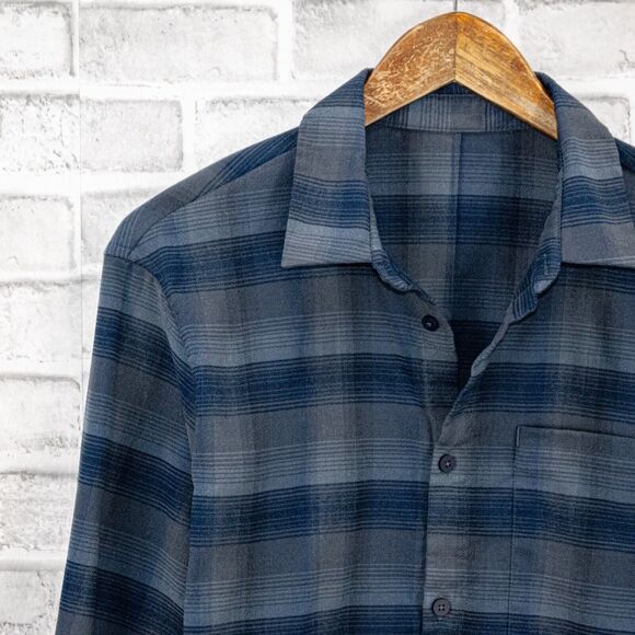 Lululemon Mason's Peak Flannel Shirt in Shade Plaid True Navy Mineral Blue - Picture 6 of 8